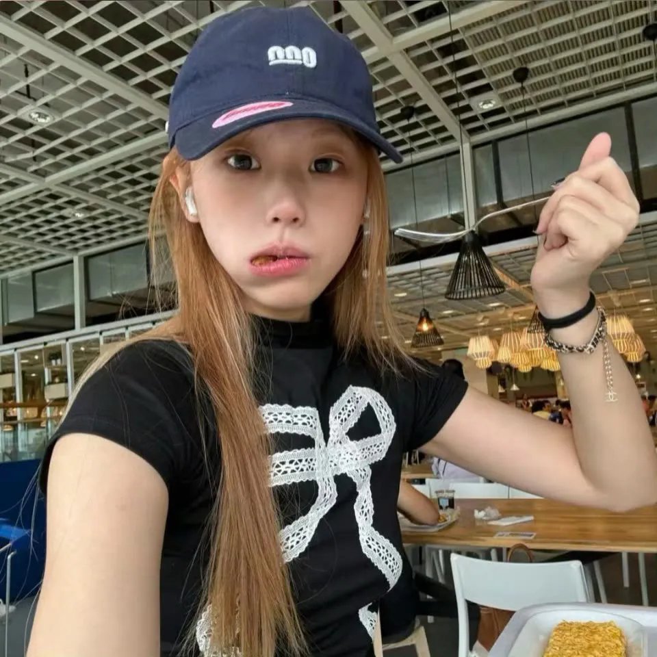 怪人怪事 海报